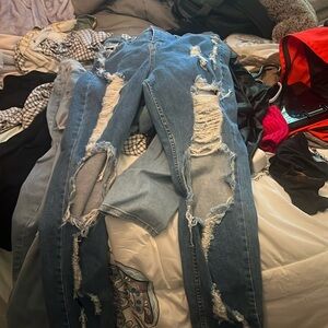 I am selling these cute mom flare jeans with wide leg cuts from  fashion nova